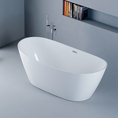 Une baignoire blanche et éclatante avec certification CE CUPC
