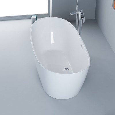Une baignoire blanche et éclatante avec certification CE CUPC