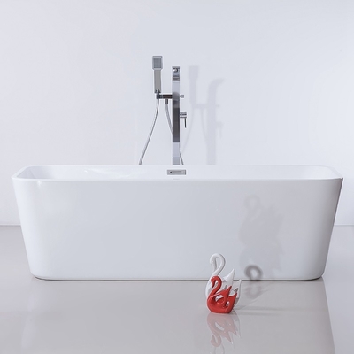 Elegante baignoire rectangulaire en trempage acrylique avec déchets de baignoire inclus